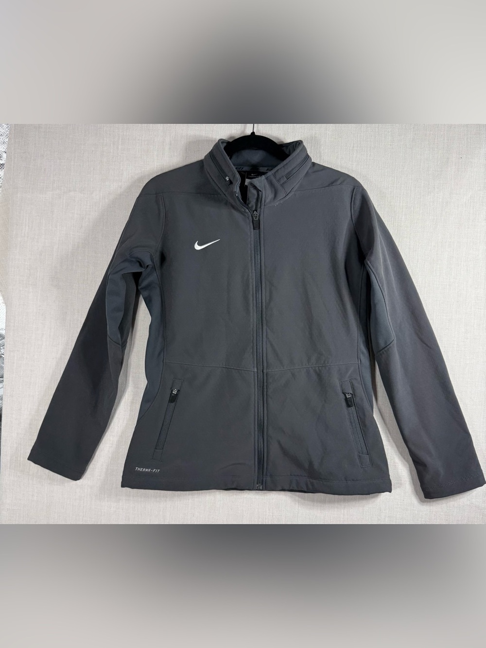 Nike Women's Black Softshell Utility Jacket thermal fit